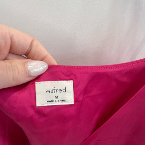 Wilfred fuchsia tie shoulder satin top - Picture 2 of 3